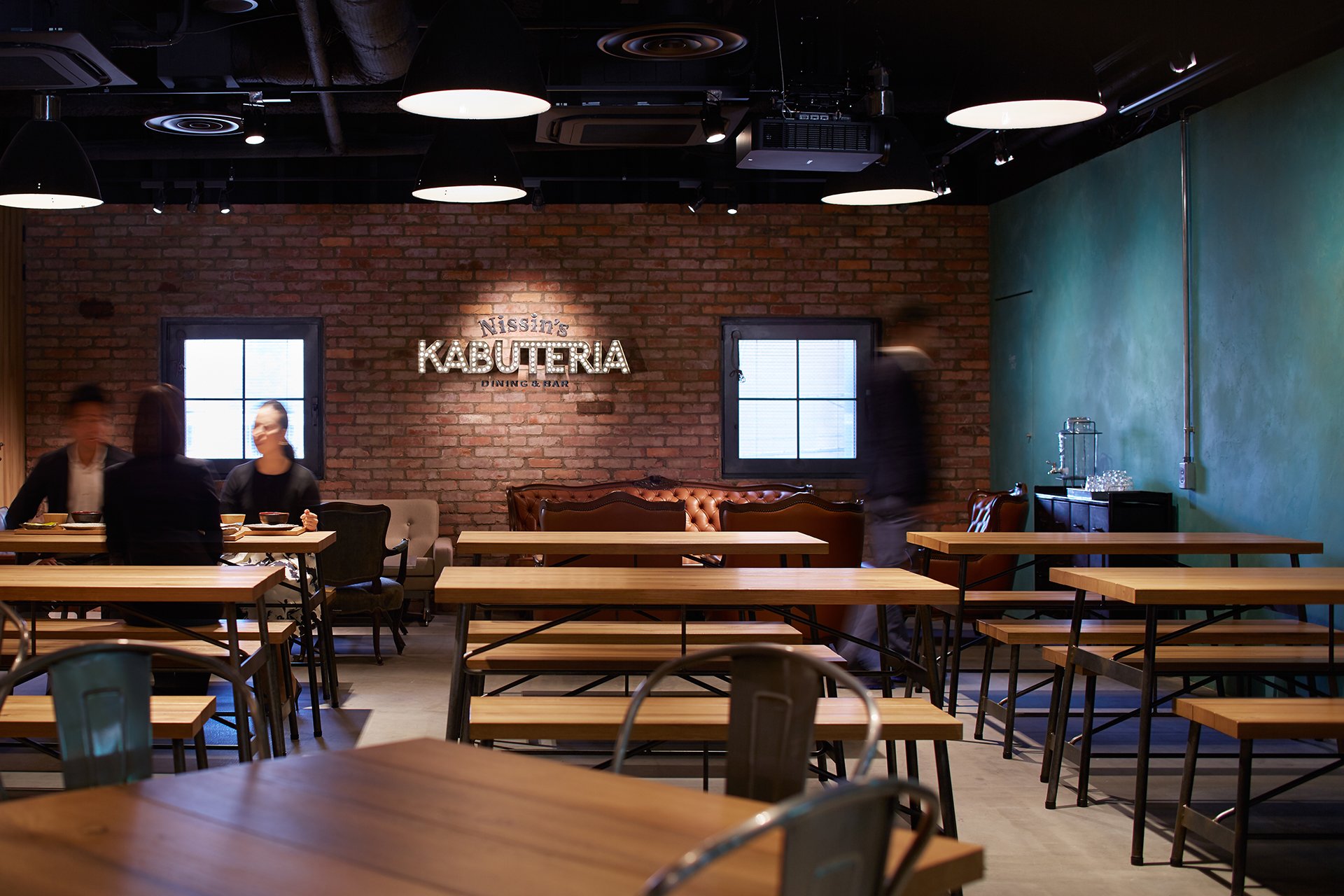 株価連動型社員食堂 KABUTERIA｜空間事例 KOKUYO DESIGN WORKS